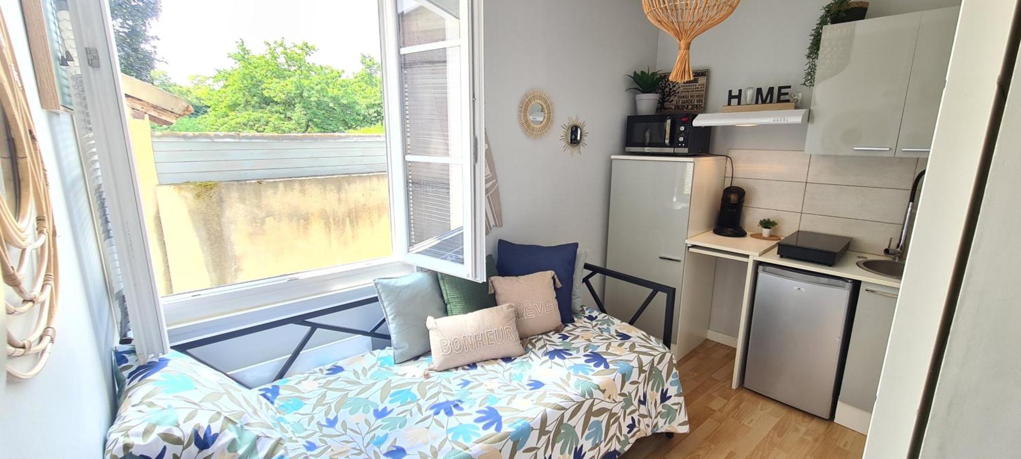 Adorable Studette Proche Gare Apartment *