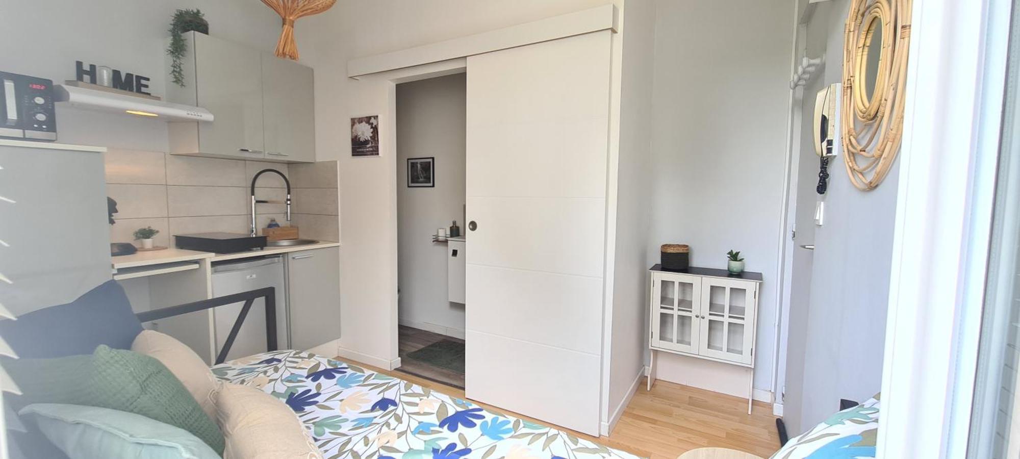 Adorable Studette Proche Gare Apartment